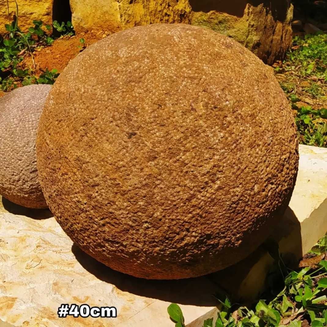 Esfera en piedra 40cm