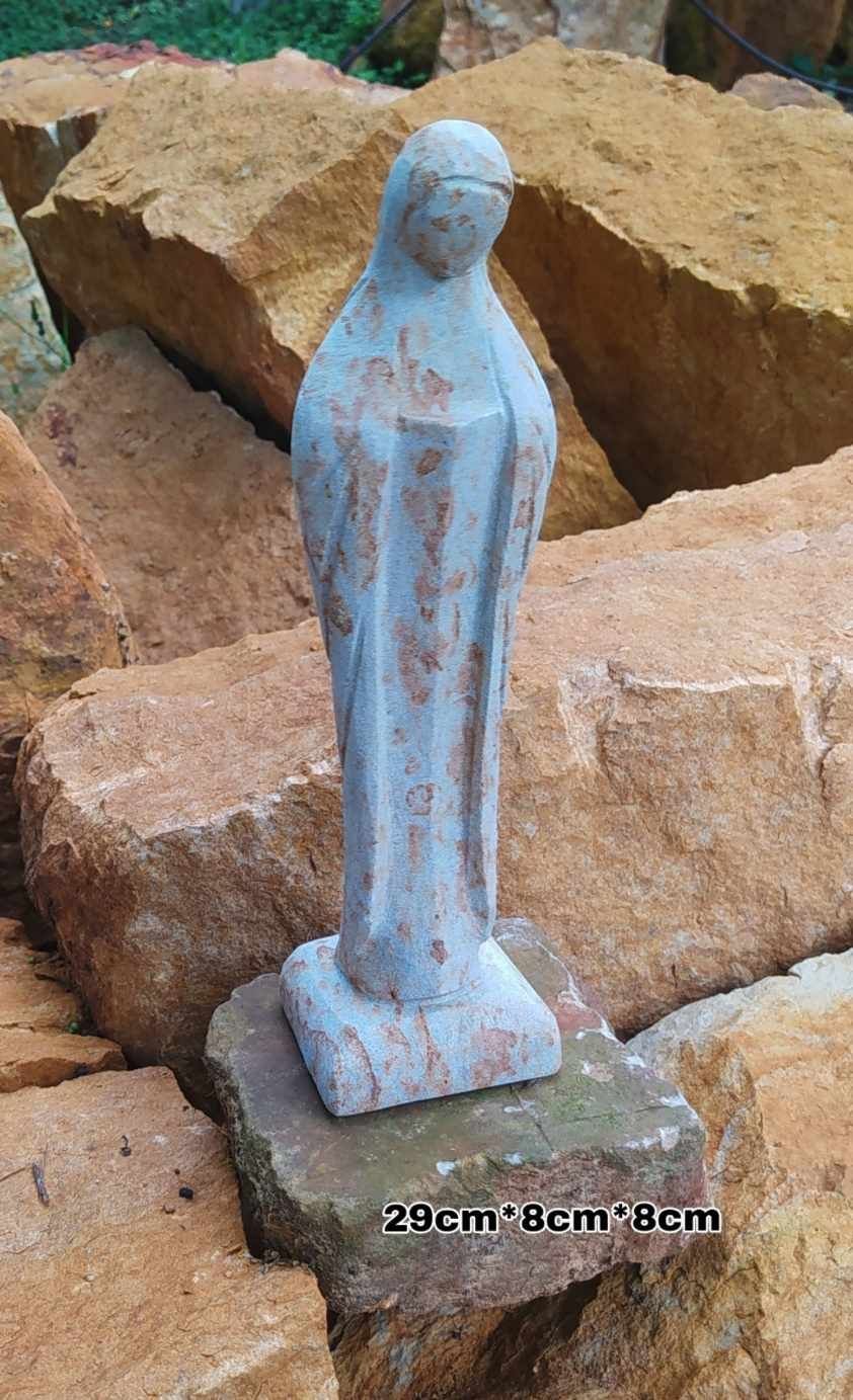 Virgen en piedra