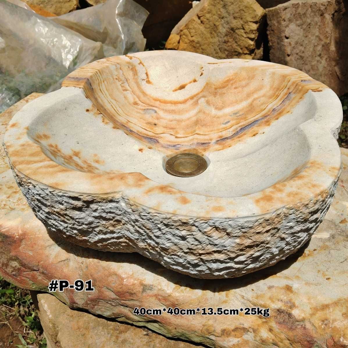 Lavamanos en piedra temático del trébol