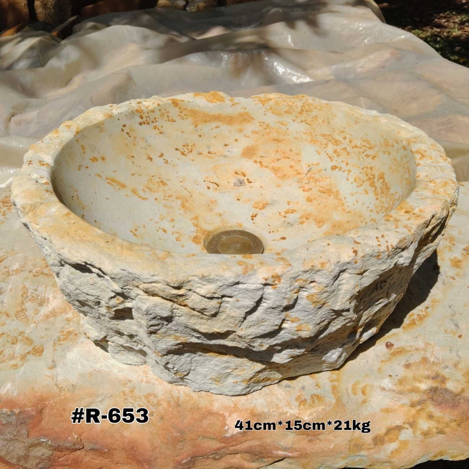 Lavamanos rústico de cantera