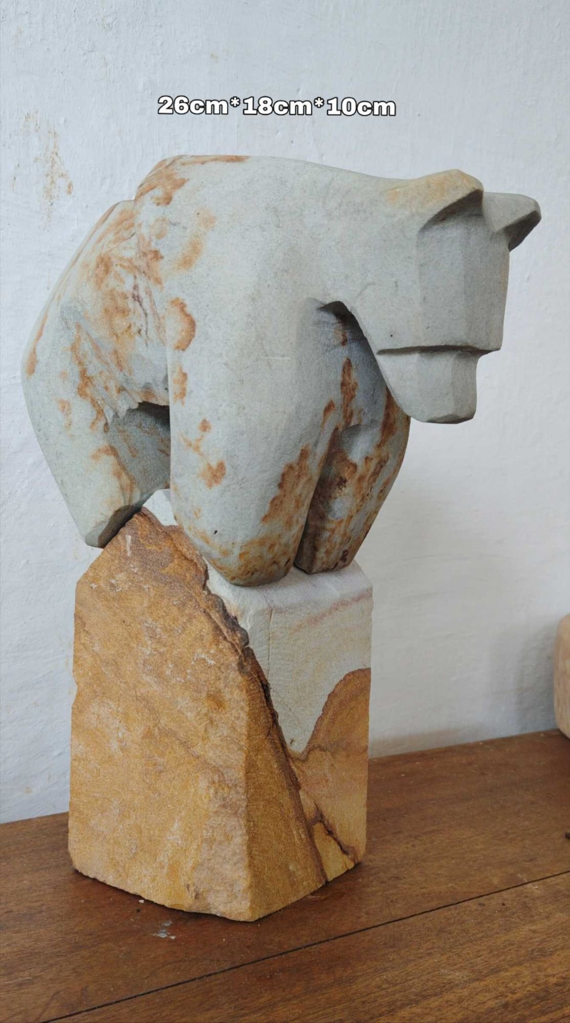 Escultura en Piedra Oso Polar