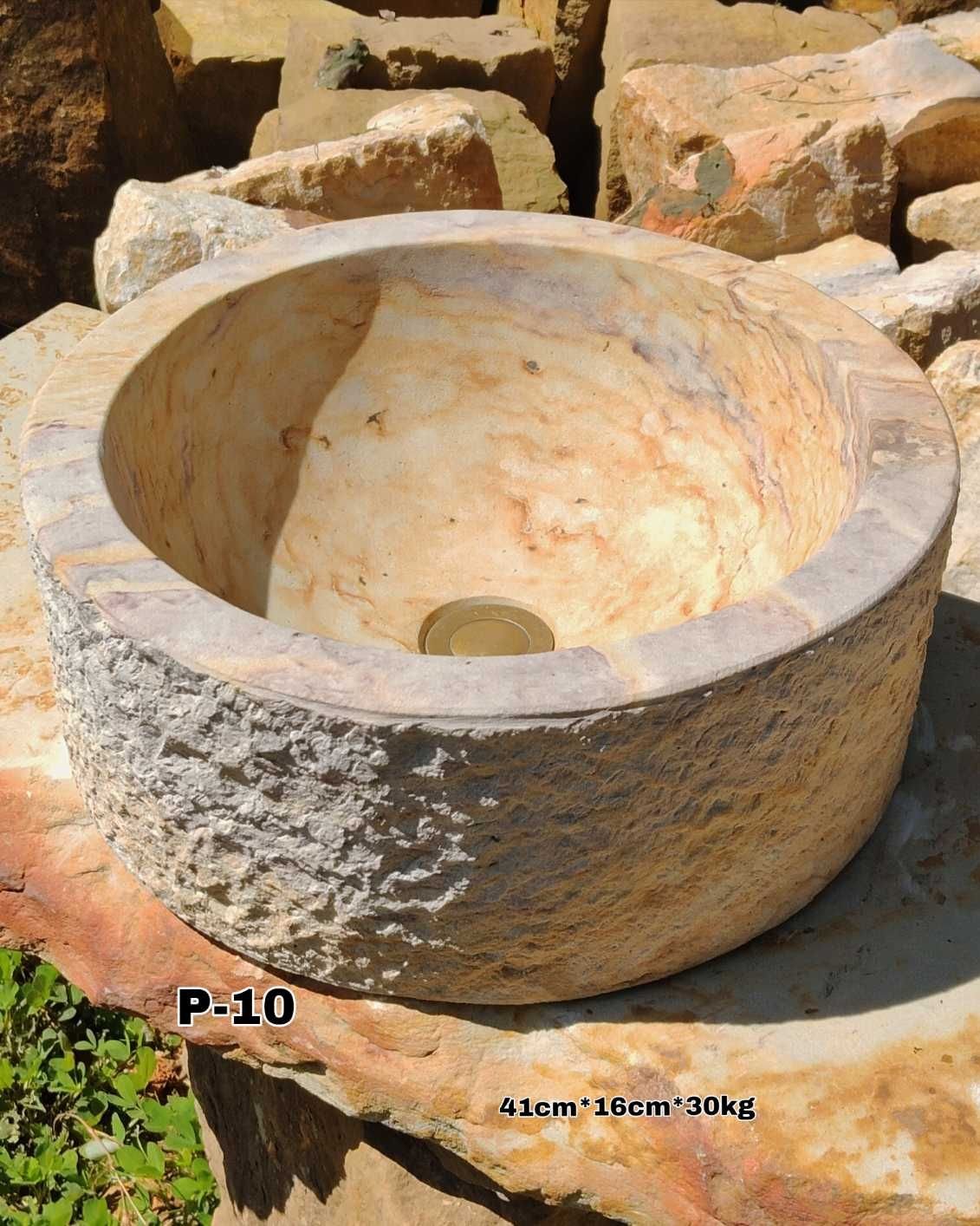 Lavamanos en piedra redondo