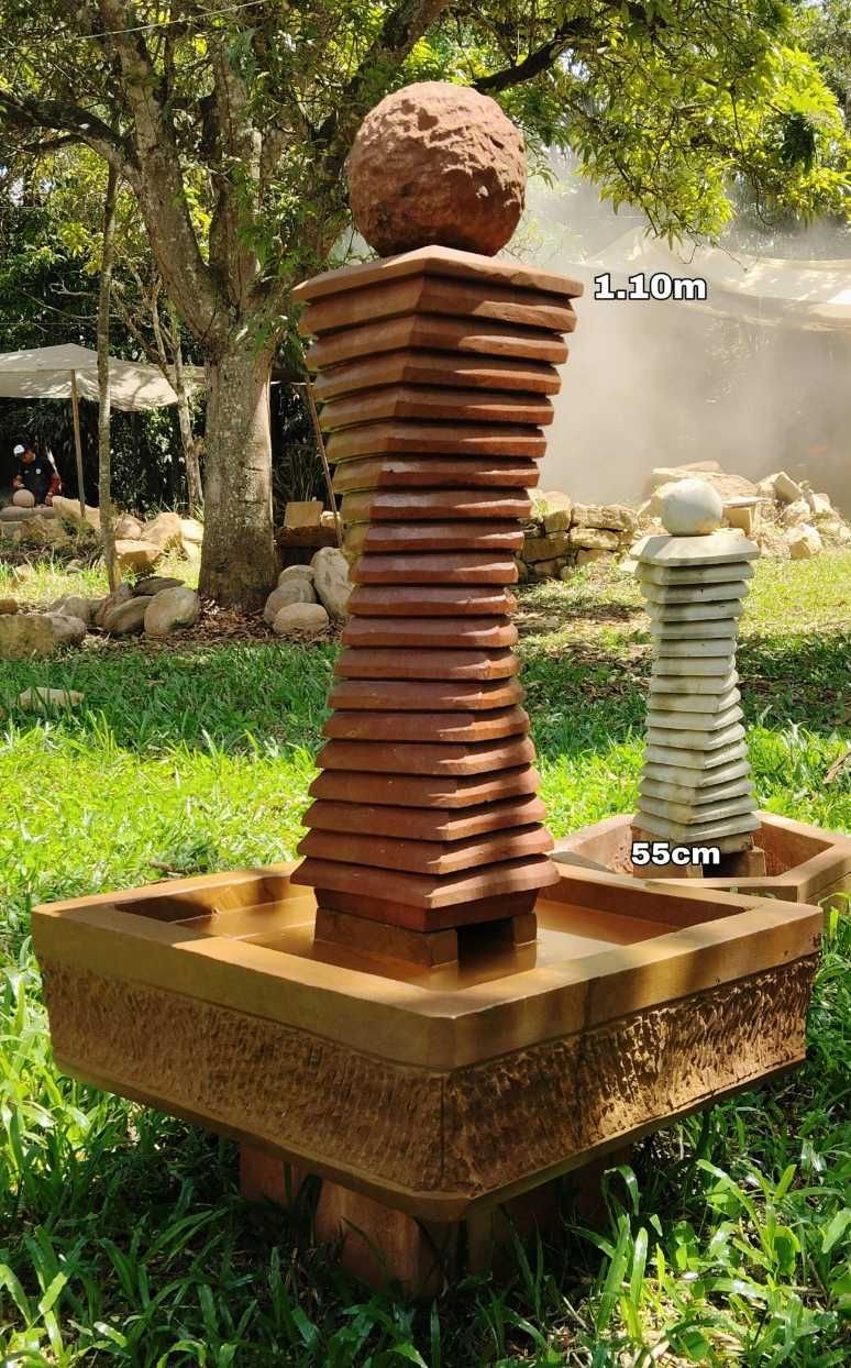 Fuente en piedra en espiral