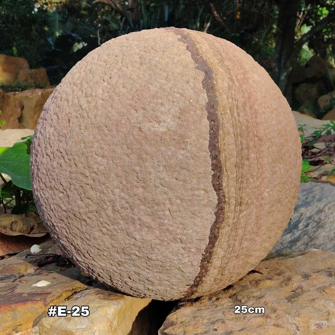 Esfera en piedra