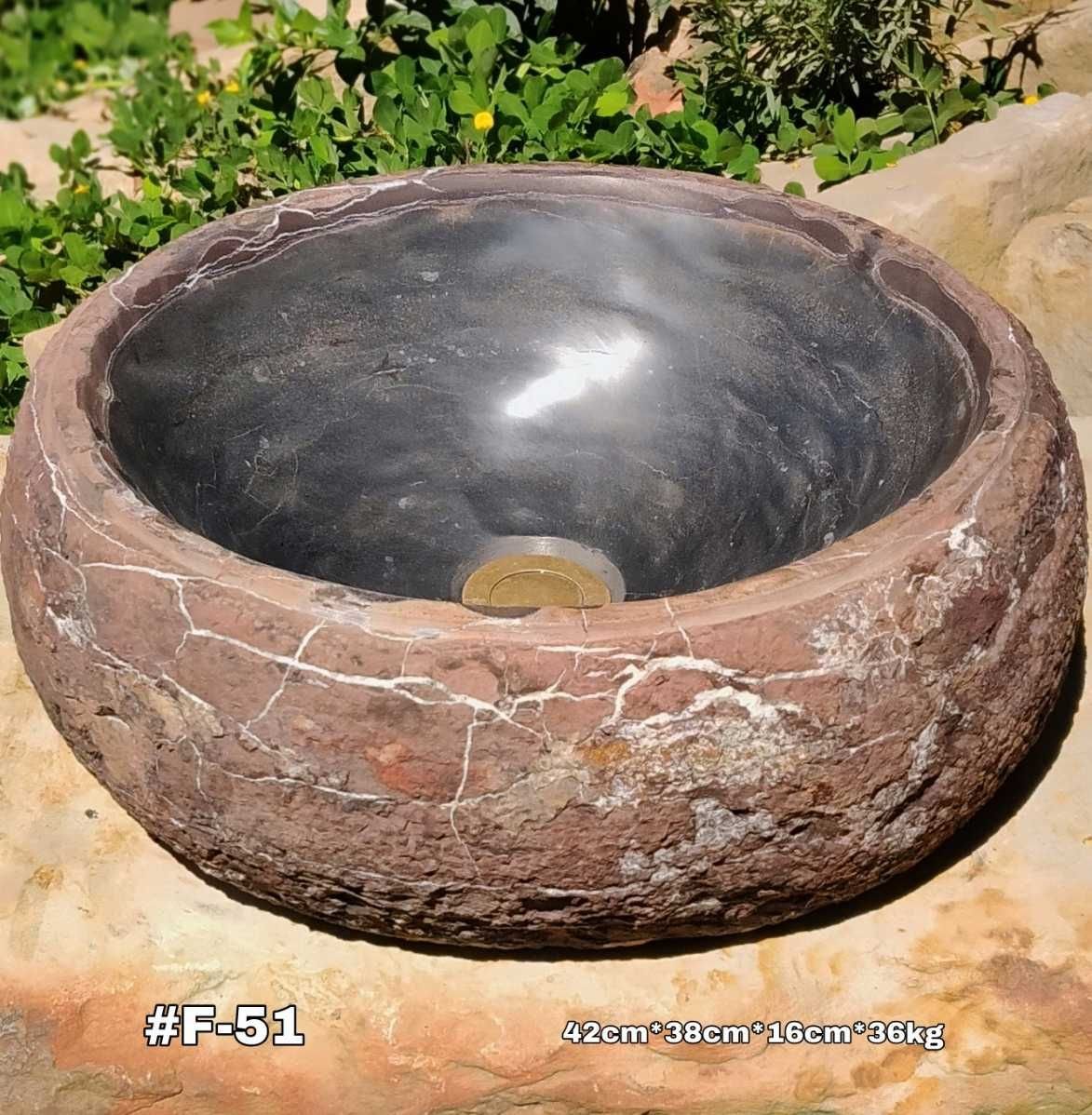 Lavamanos en piedra fósil